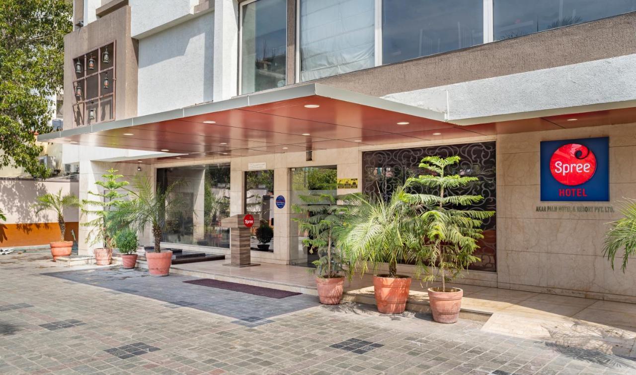 เอเค ปาล์ม โฮเทล แอนด์ รีสอร์ต Hotel ชัยปุระ ภายนอก รูปภาพ