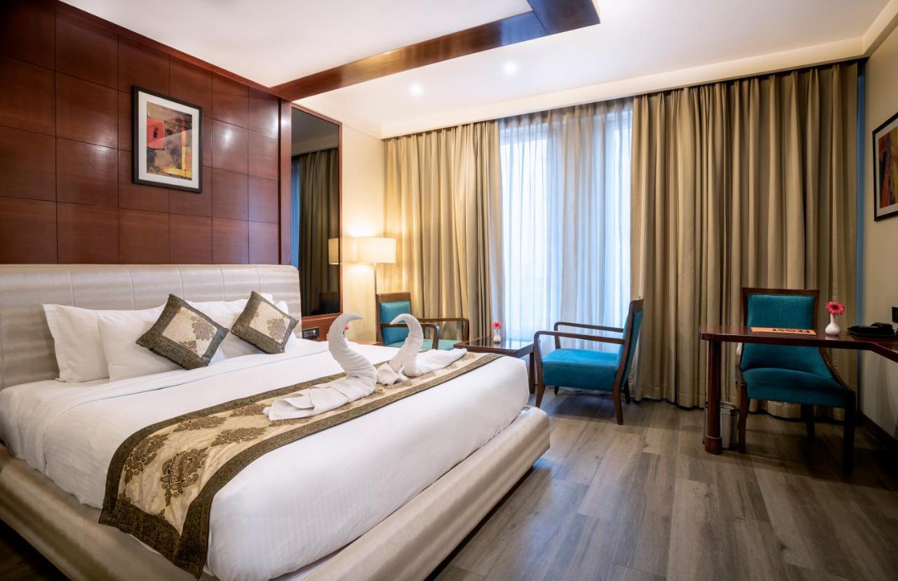 เอเค ปาล์ม โฮเทล แอนด์ รีสอร์ต Hotel ชัยปุระ ภายนอก รูปภาพ