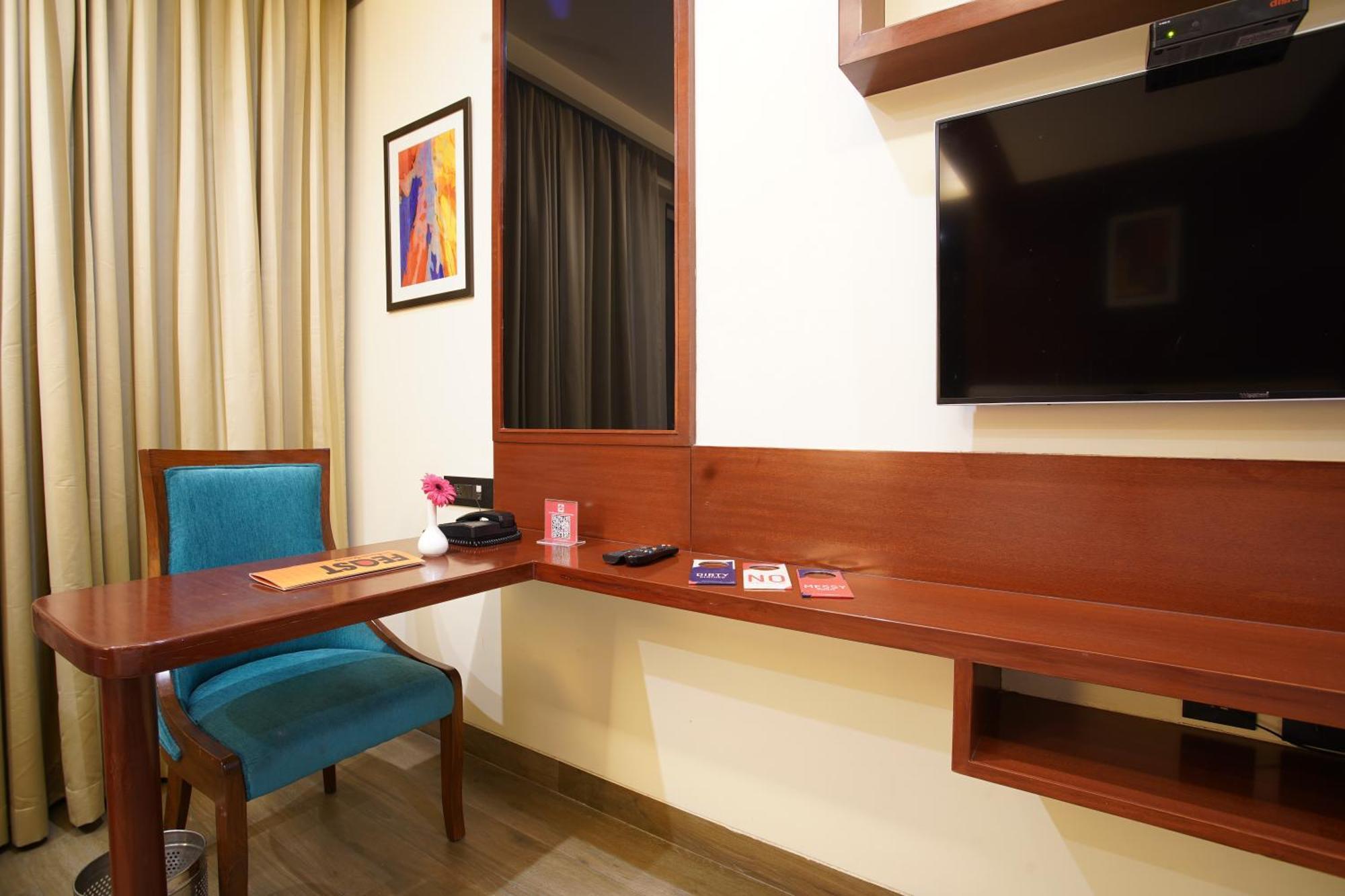 เอเค ปาล์ม โฮเทล แอนด์ รีสอร์ต Hotel ชัยปุระ ภายนอก รูปภาพ